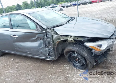 2019 Nissan Altima 2.5 S z USA, uszkodzony, nr VIN 1N4BL4BV3KC249075